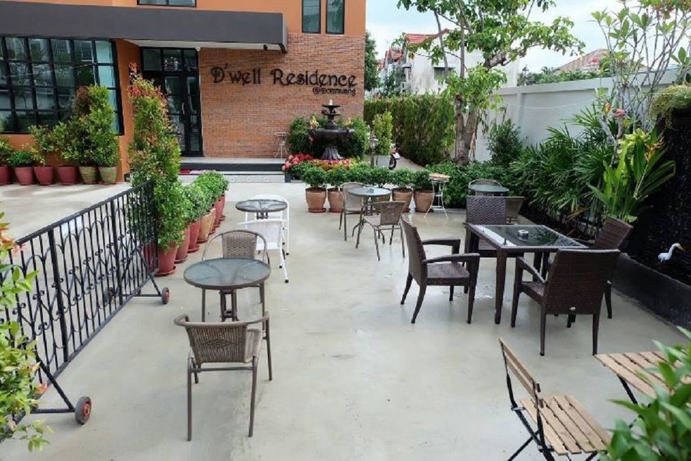 Oyo 127 D-Well Residence Hotel Bangkok Exterior photo